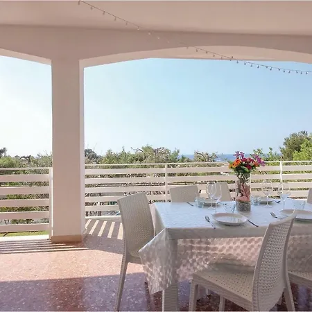 Romana 2 Holiday home Palumbo
